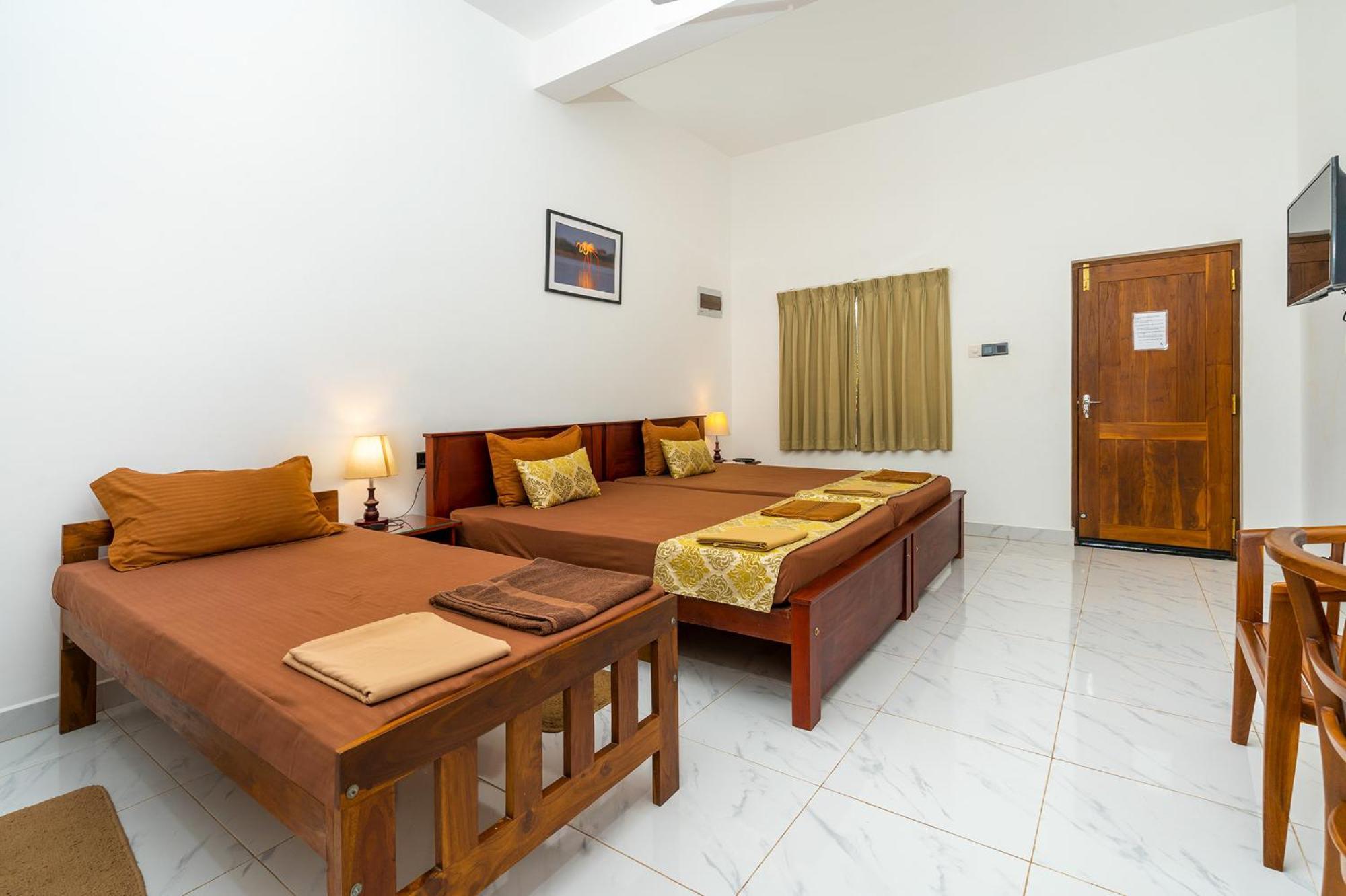 Mailagama Cinnamon Residence Катарагама Екстериор снимка